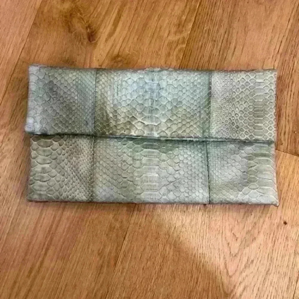 PRESMER BAGS PYTHON CLUTCH